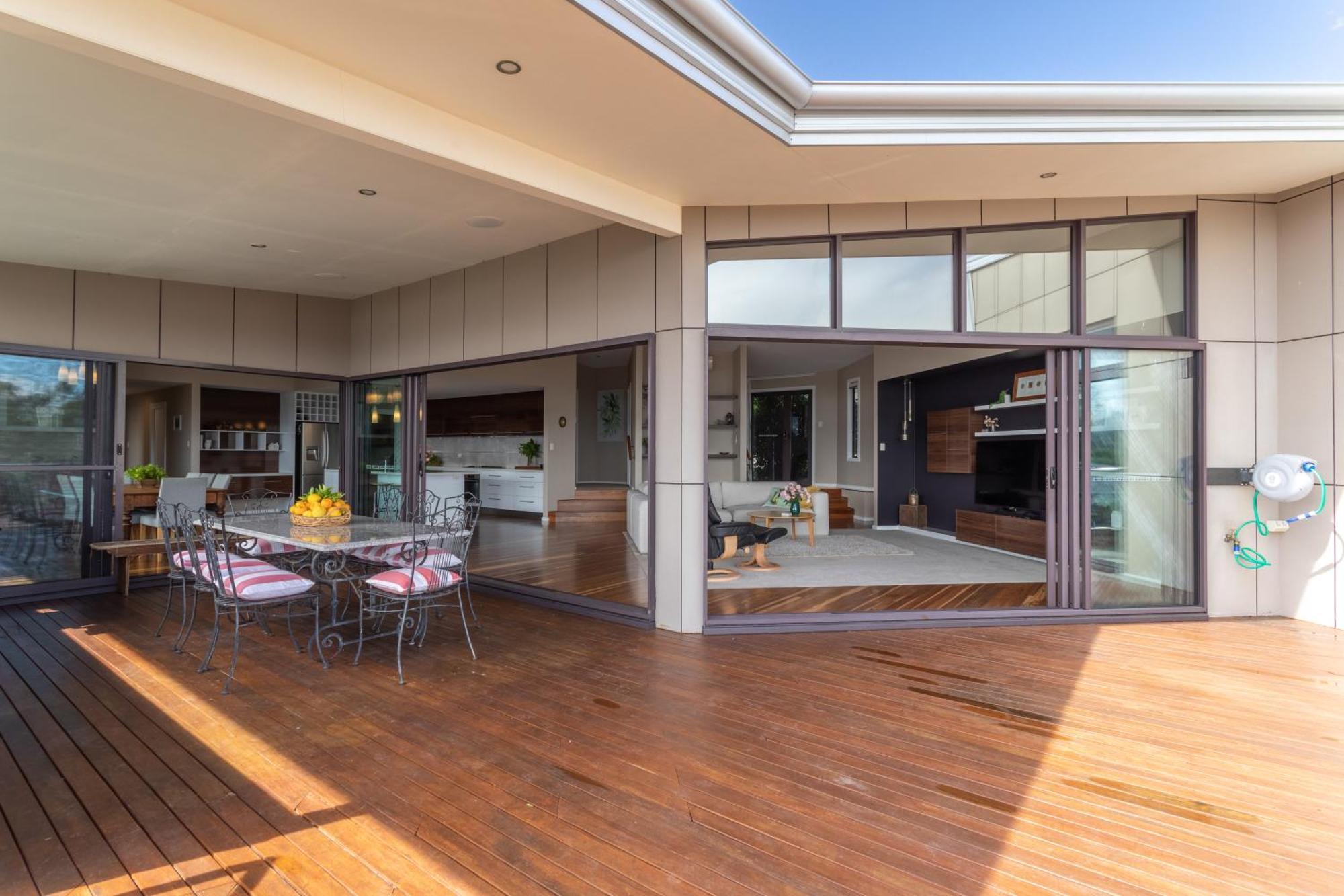River Haven Serene Spacious With River Views Holiday home *